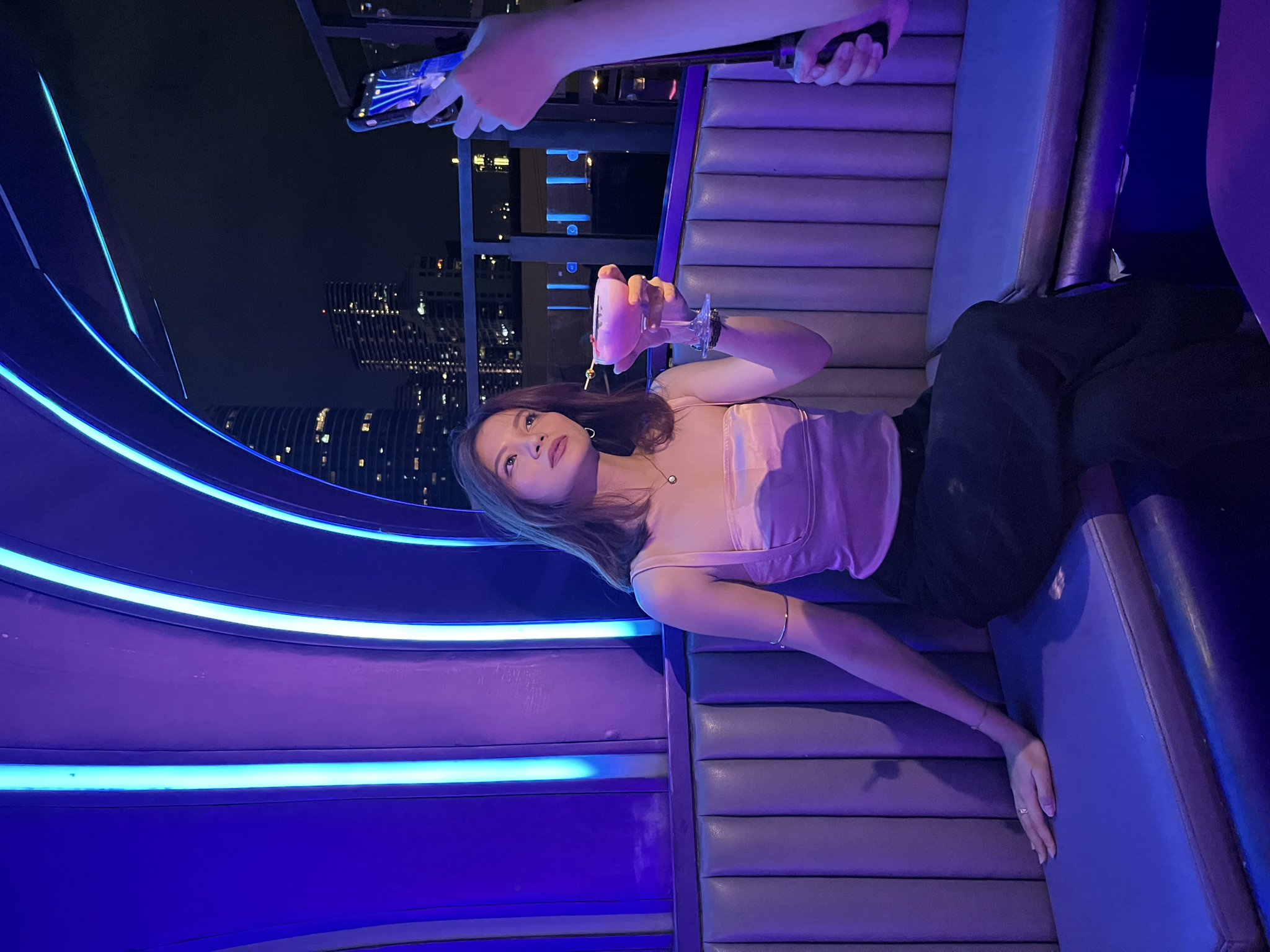 Nicole photo 1